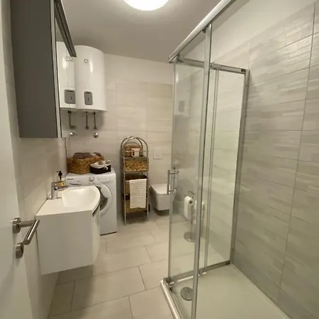 Maris Μεντουλίν